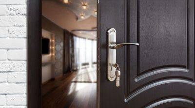 Как выбрать входную металлическую дверь – советы при покупке и установке