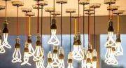 Искусства света - энергосберегающая лампочка "PLUMEN"