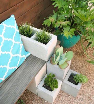 Садовый дизайн с помощью шлакоблока: 11 простых и полезных идей для дачи - roomble.com