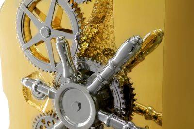 Где миллионеру хранить вещи: золотые дизайнерские сейфы - roomble.com