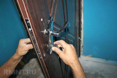 Установка входной металлической двери: фотоинструкция - rmnt.ru
